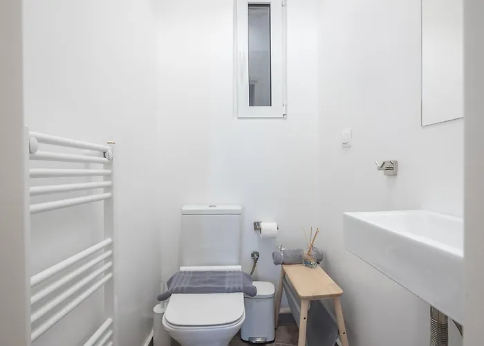 Stylish 2Bdr Apt By Acropolis
