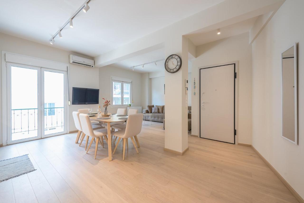 Stylish 2bdr By Acropolis *