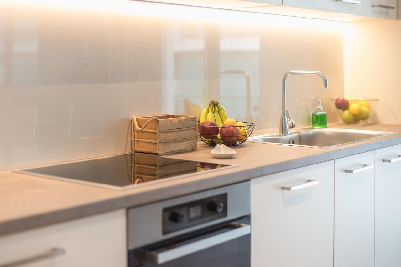 Stylish 2bdr By Acropolis Apartment *