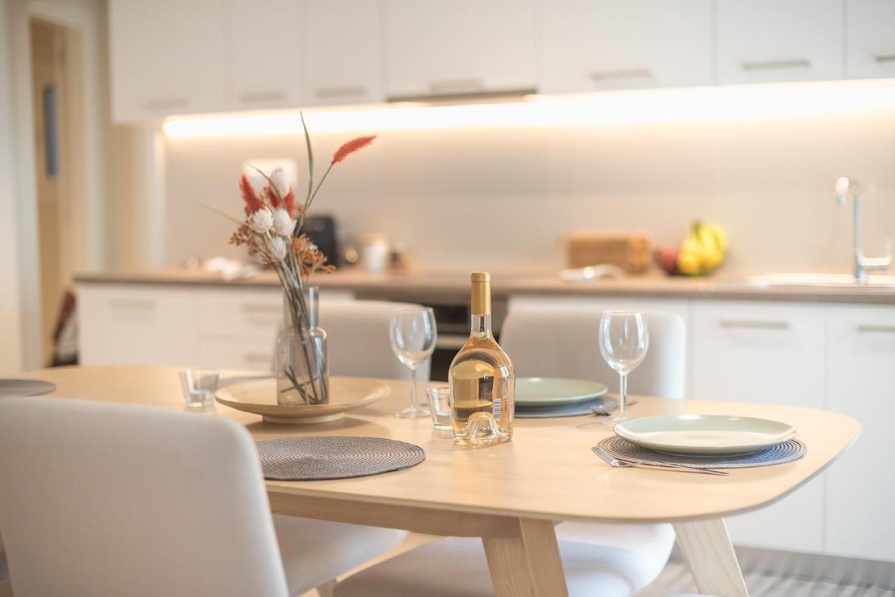 Apartment Stylish 2bdr By Acropolis *
