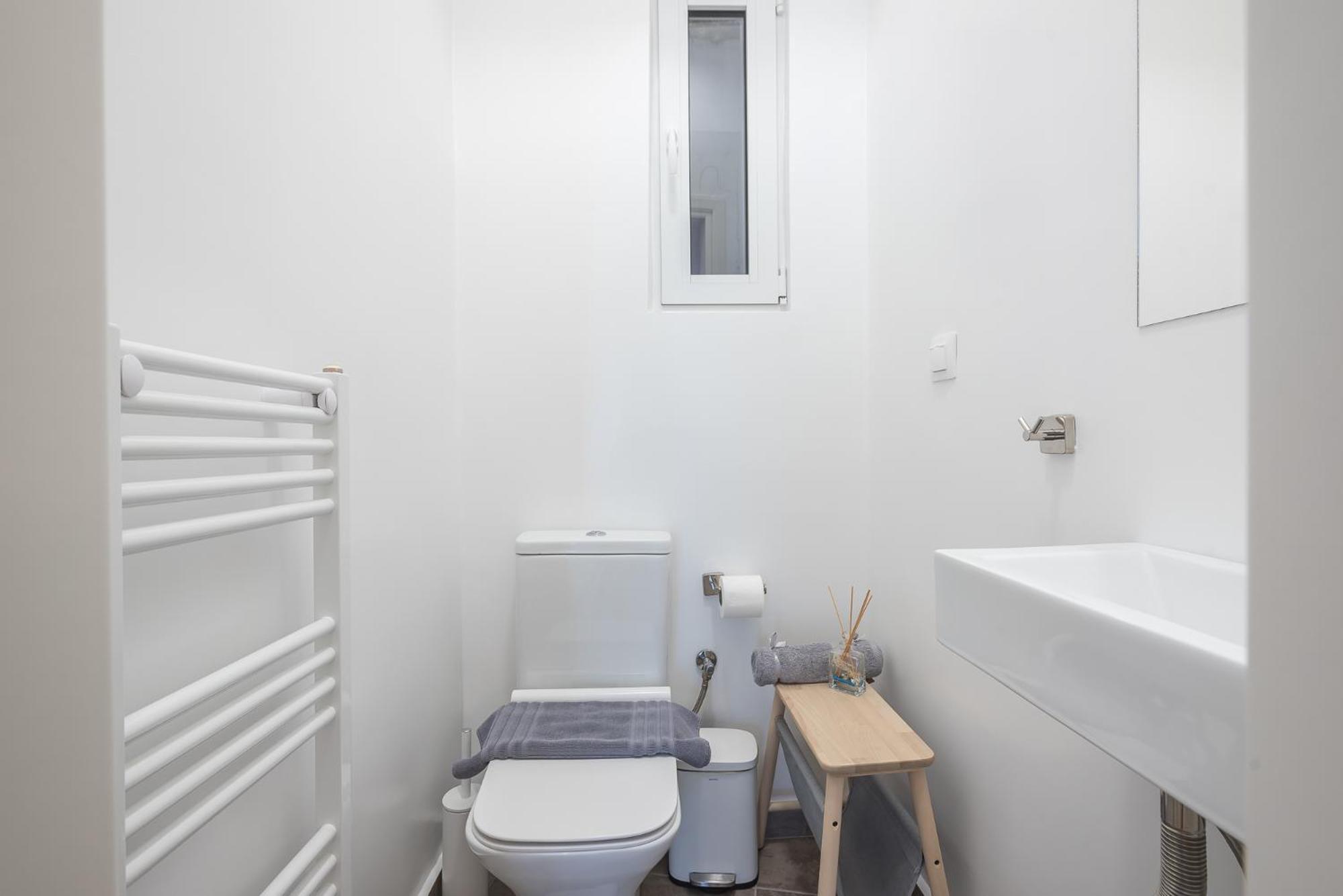 Apartment Stylish 2bdr By Acropolis *